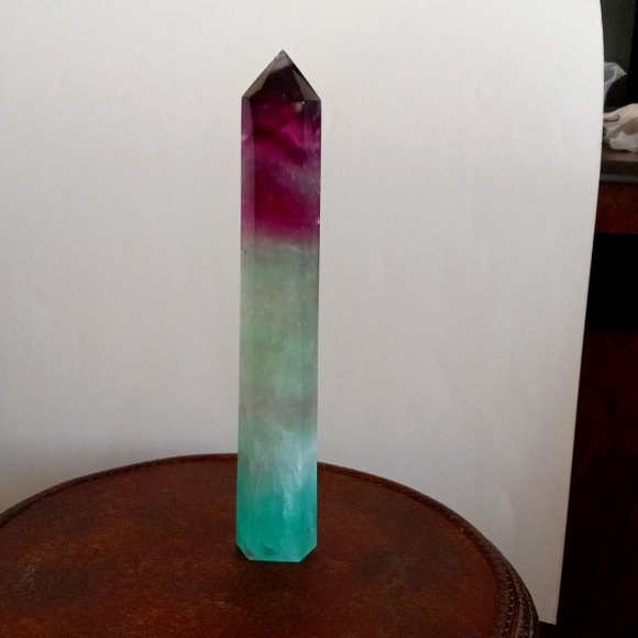 Flourite crystal obelisk tower. Purple, silver & mint green. 11" height. - Picture 4 of 9